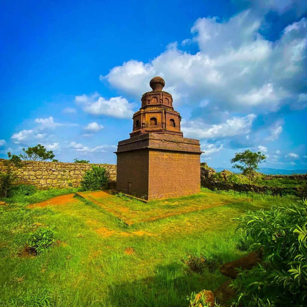 Malhargad fort