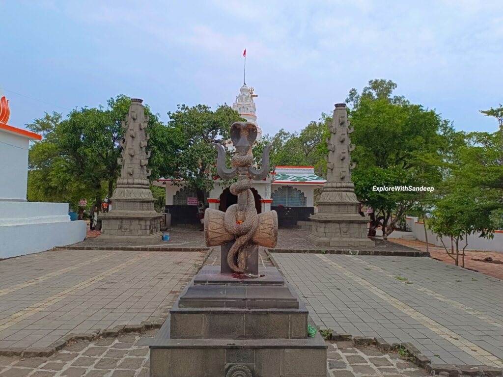 chaturmukh temple