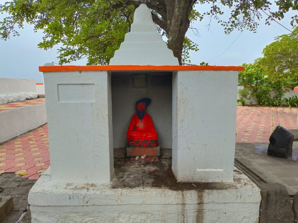 chaturmukh temple