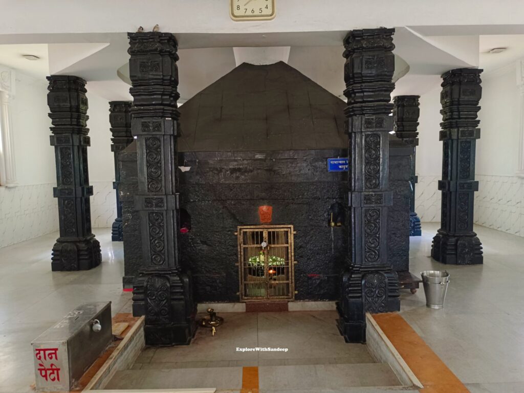 chaturmukh temple