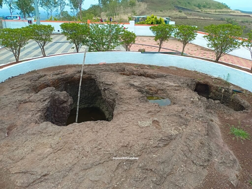 chaturmukh temple