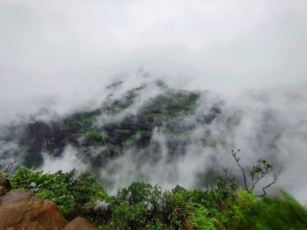 Kundalika Valley