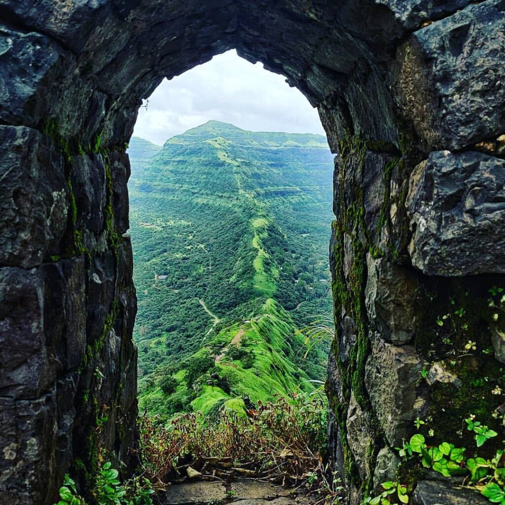 tikona fort