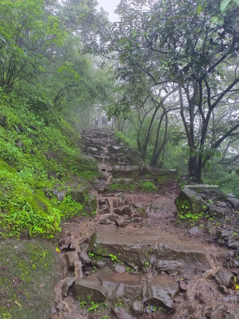 tikona fort