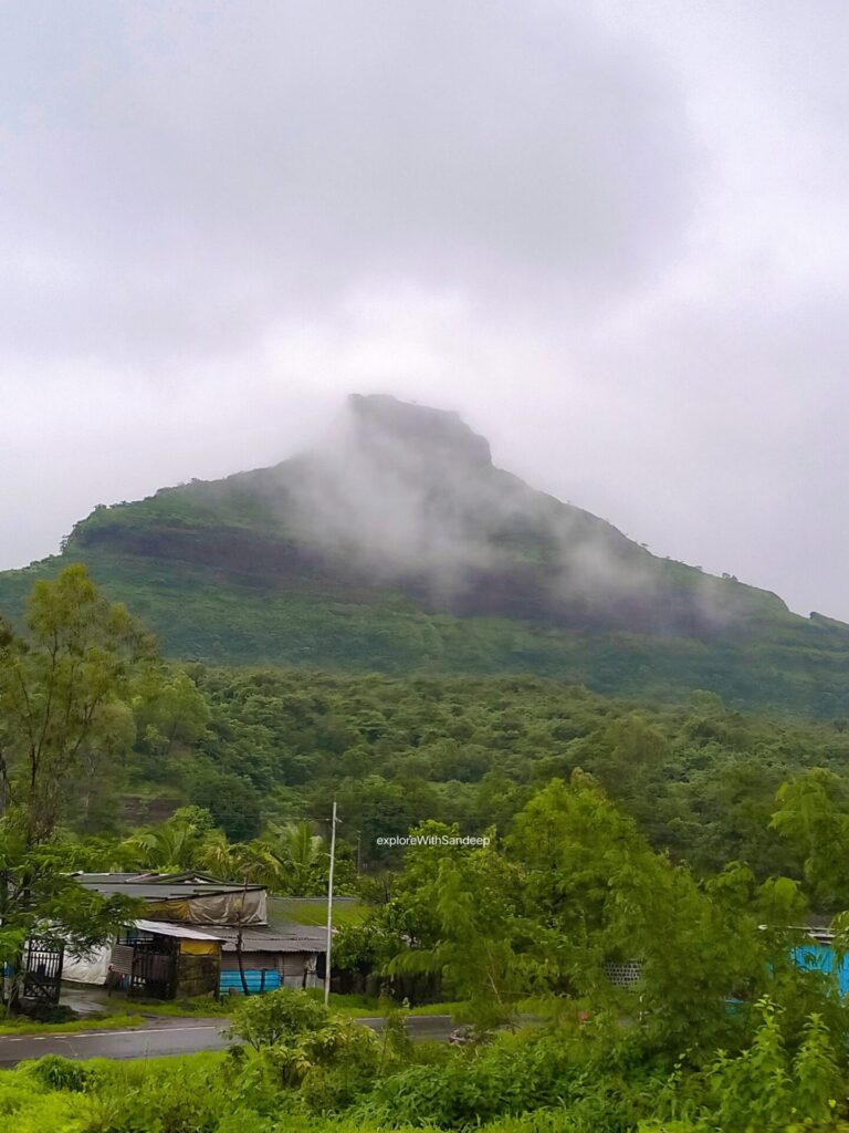 tikona fort