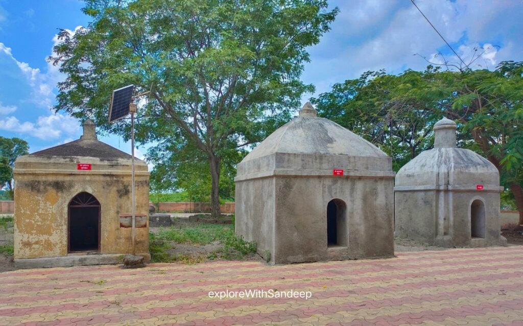 Pandeshwar Temple