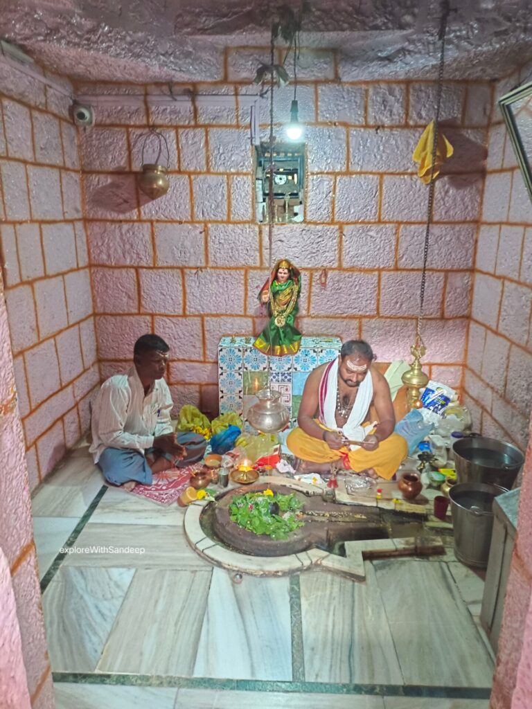 Nilkantheshwar Temple