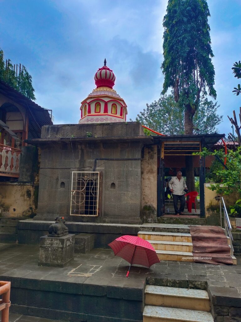 Moraya Gosavi Temple, Chinchwad