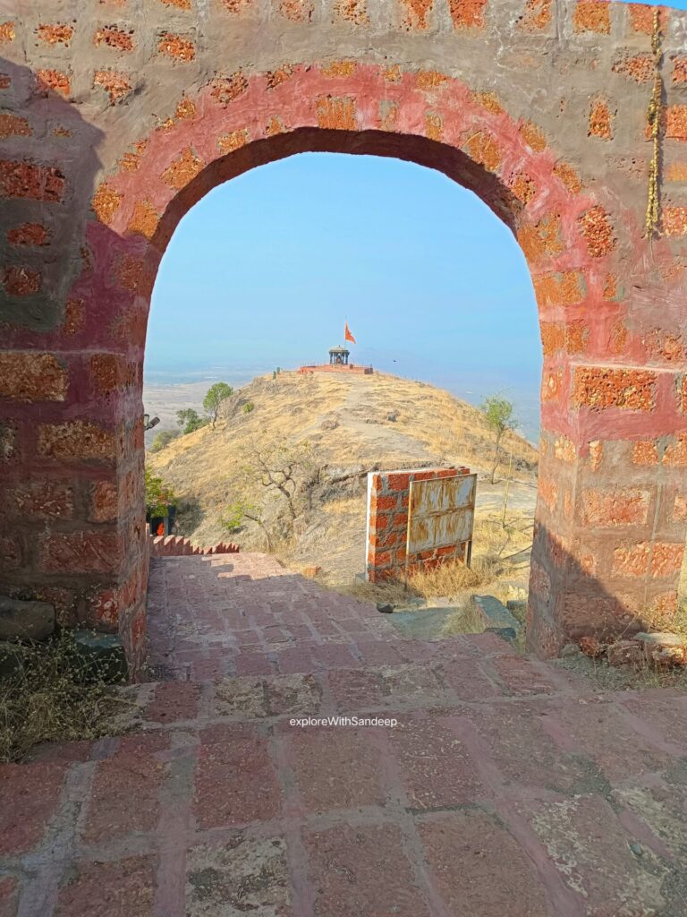 Dhawalgad fort