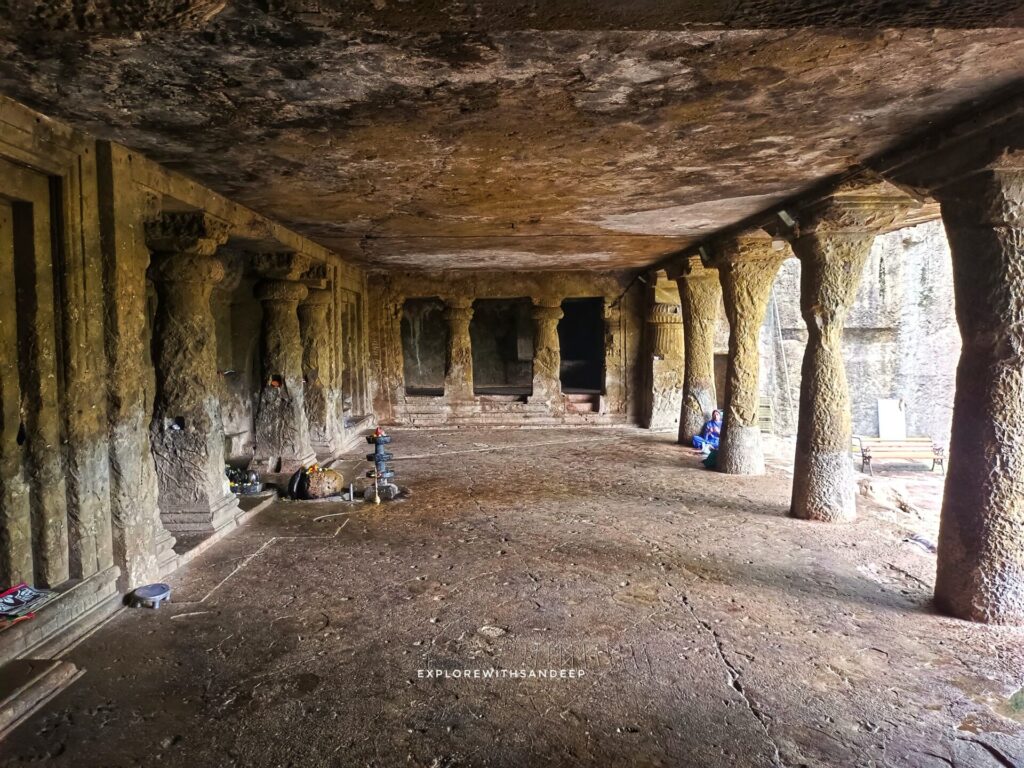 mandapeshwar caves