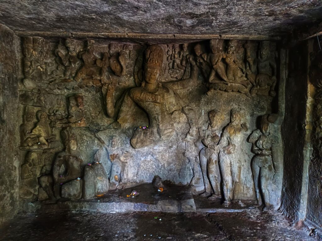 mandapeshwar caves