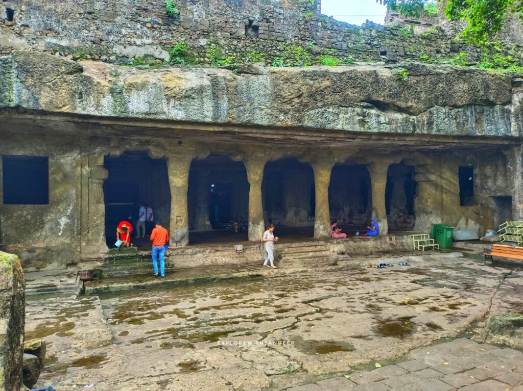 mandapeshwar caves