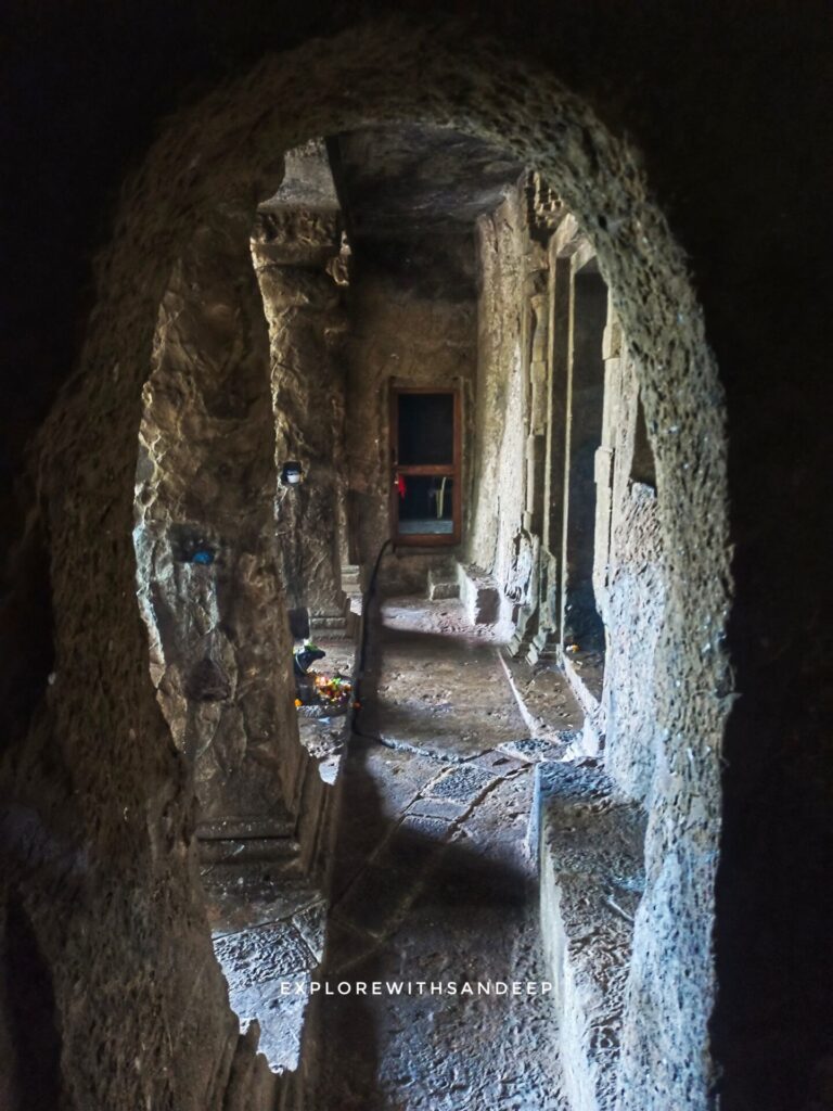 mandapeshwar caves