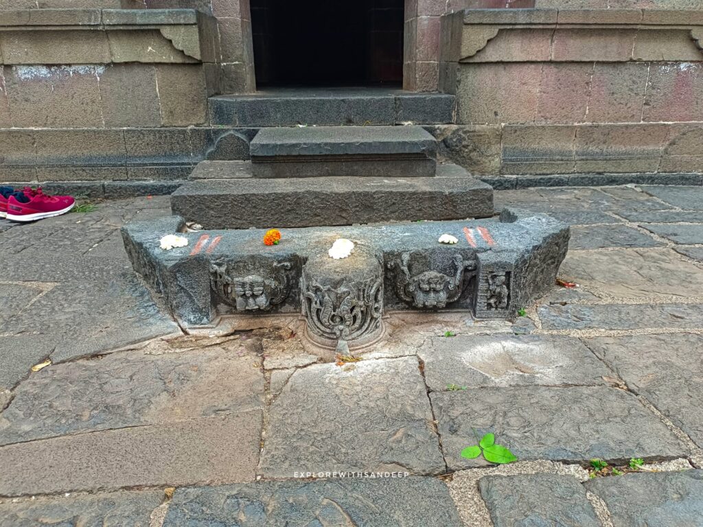 Bhuleshwar Temple