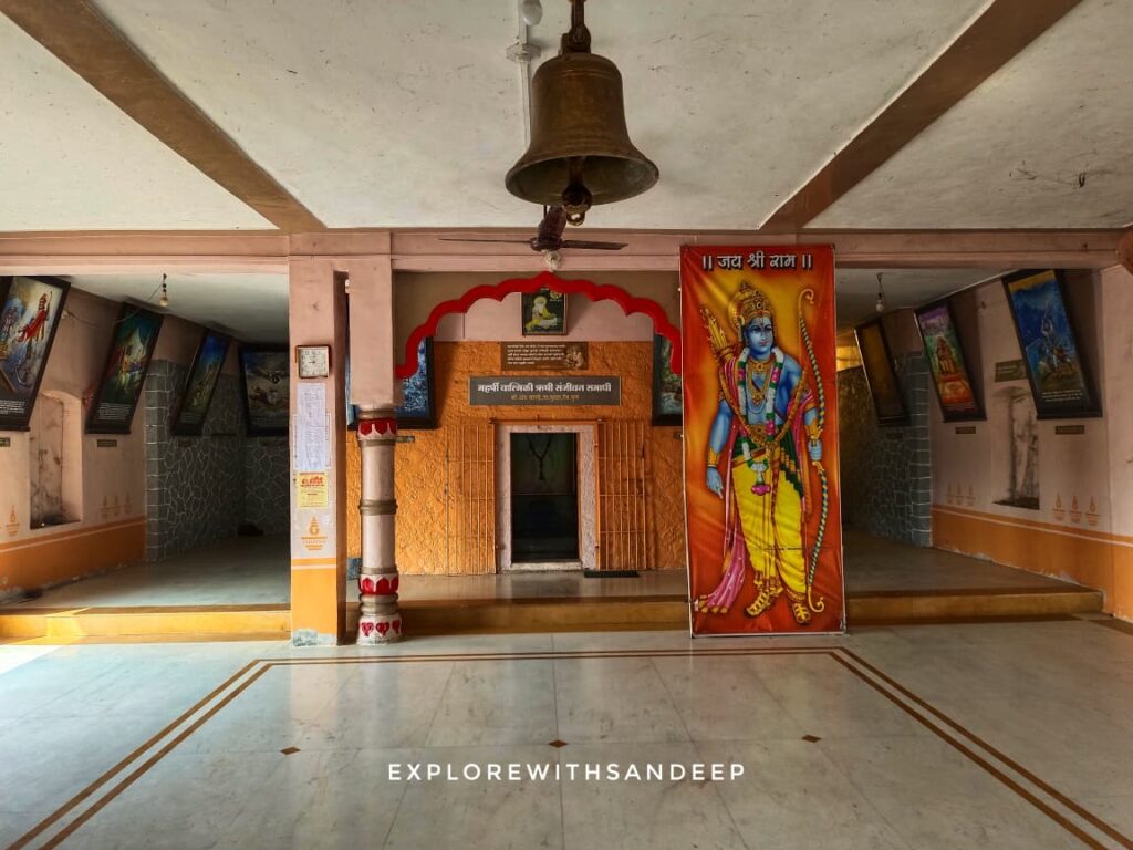 valmiki samadhi temple