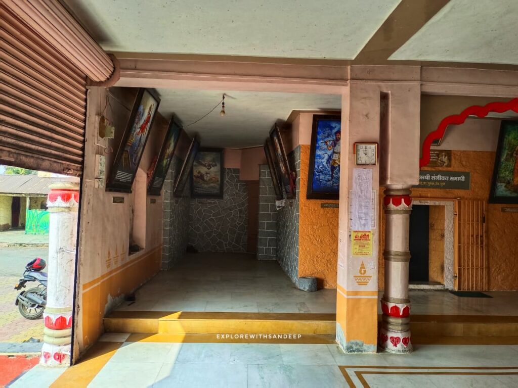 valmiki samadhi temple