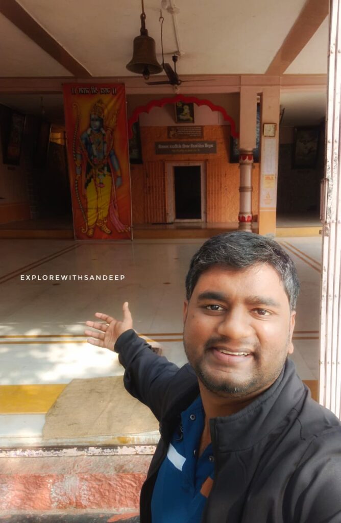 valmiki samadhi temple