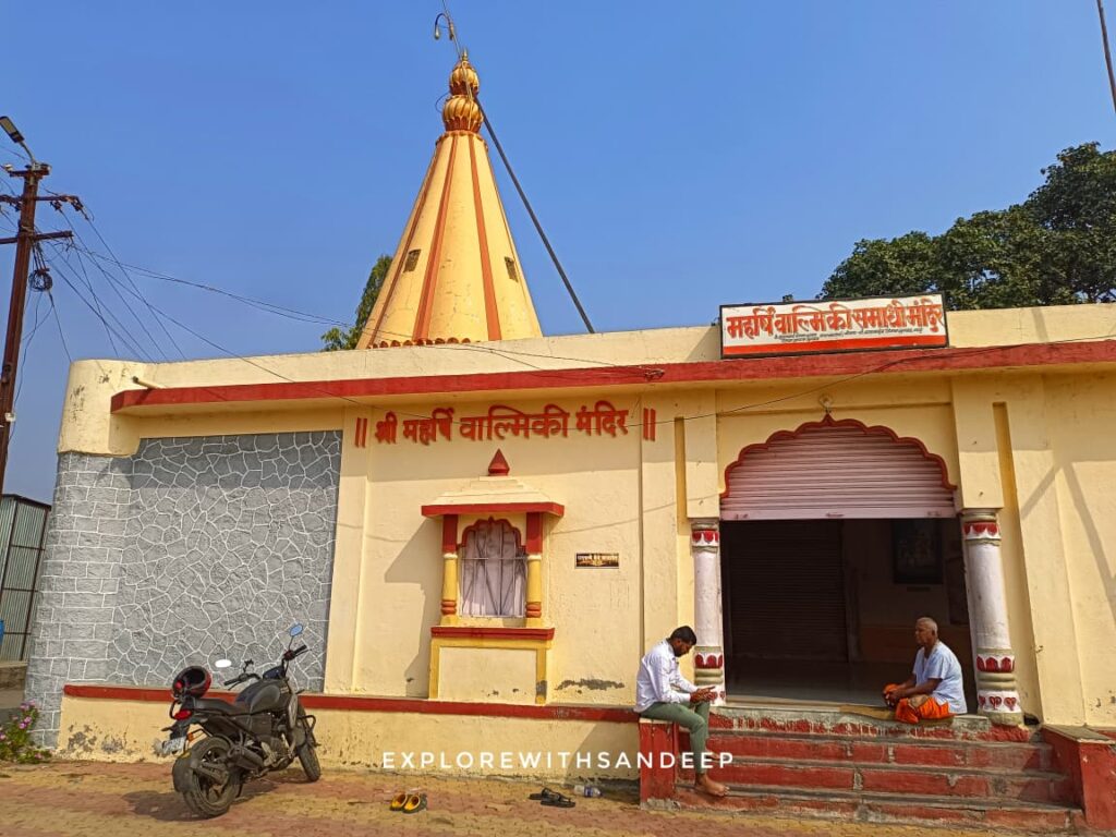 valmiki samadhi temple