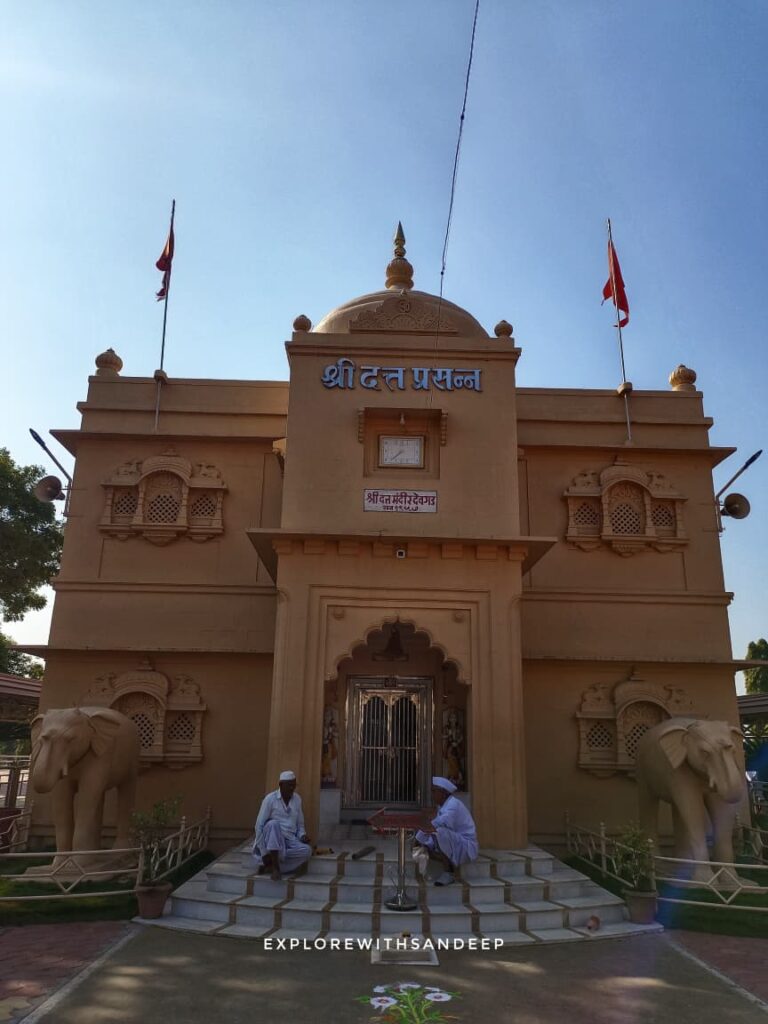 Pune to Chhatrapati Sambhaji Nagar