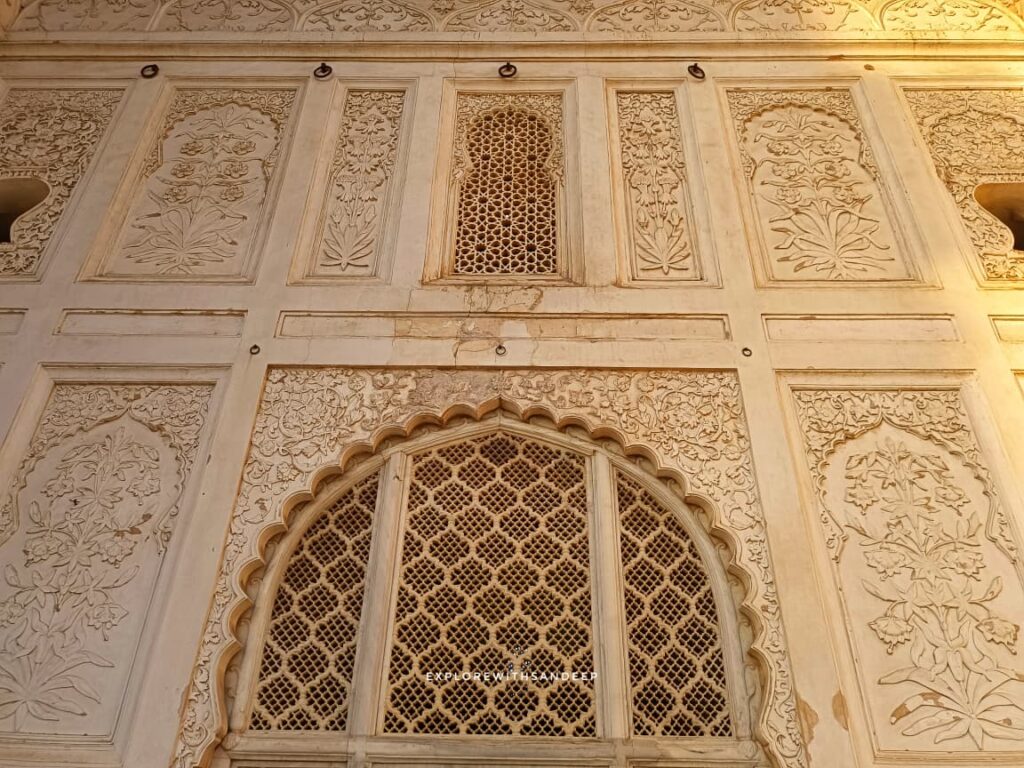 Pune to Chhatrapati Sambhaji Nagar