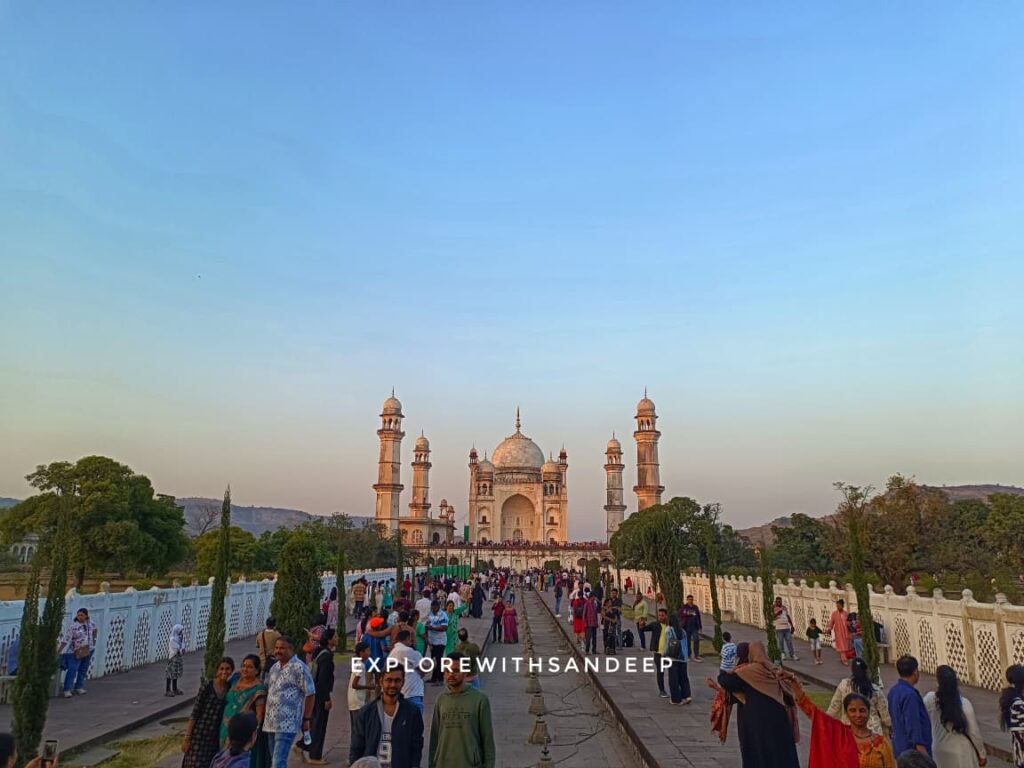 Pune to Chhatrapati Sambhaji Nagar