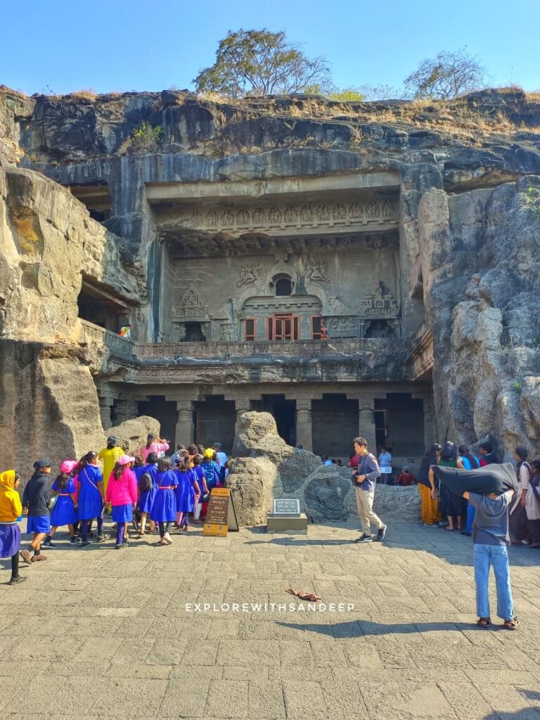 Pune to Chhatrapati Sambhaji Nagar