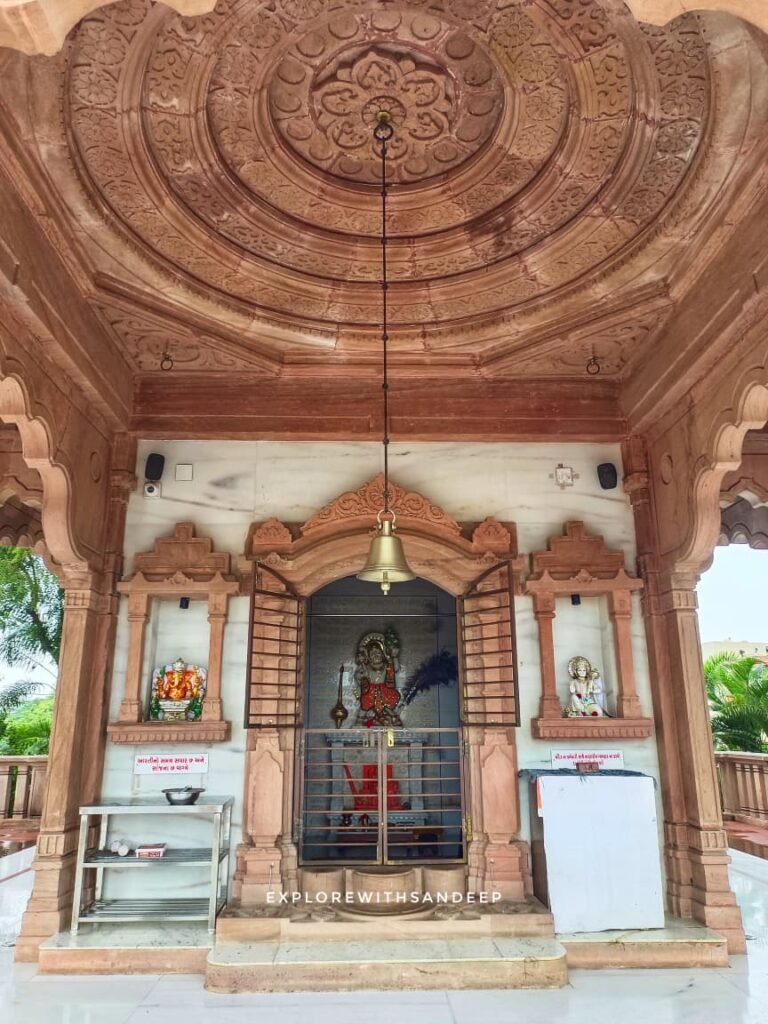 Neem Karoli Baba